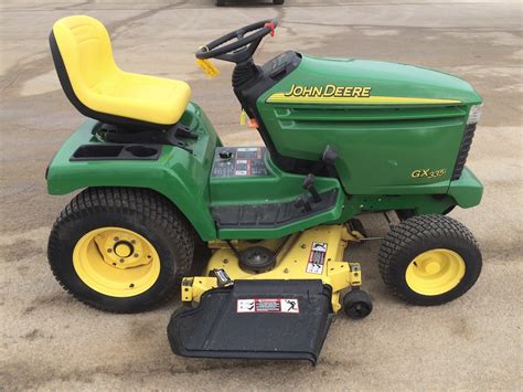 john deere 335 specs